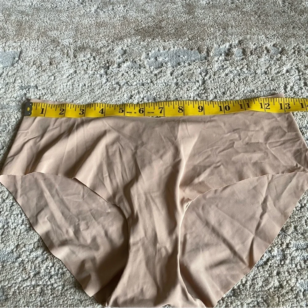 Victoria’s Secret Hip Hugger Hipster Nude Skin Microfiber Panties: Large - Picture 3 of 6